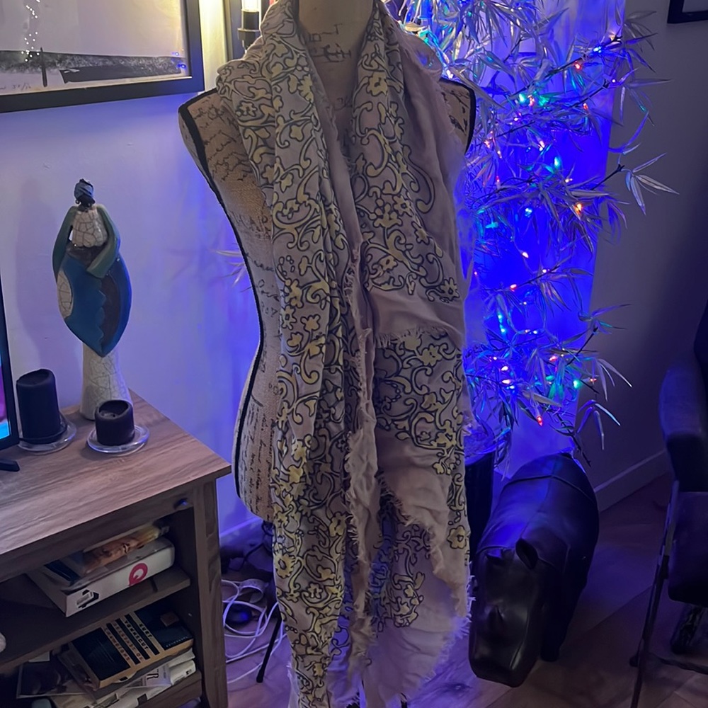 Marc Jacobs scarf-same season as his LV/SS